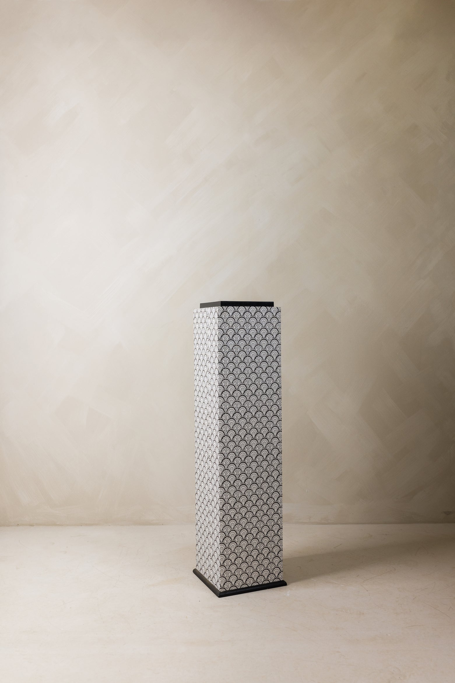 Greta pedestal in Scallop pattern – close-up – Page House Shoppe
