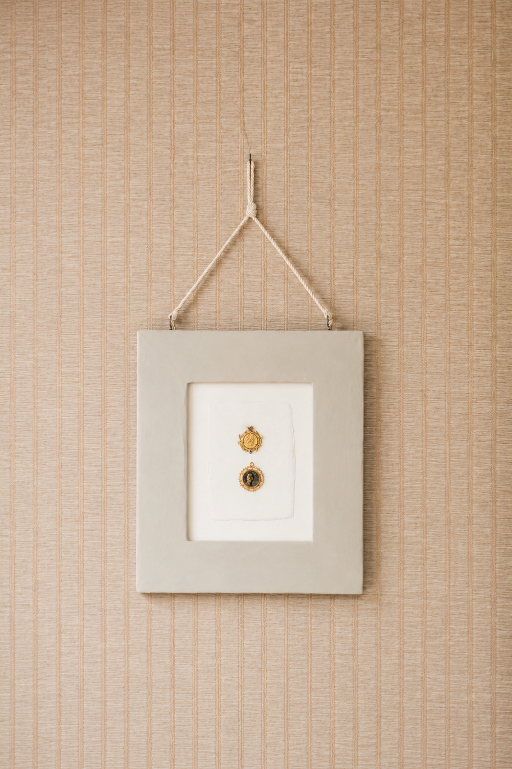 Calla Frame