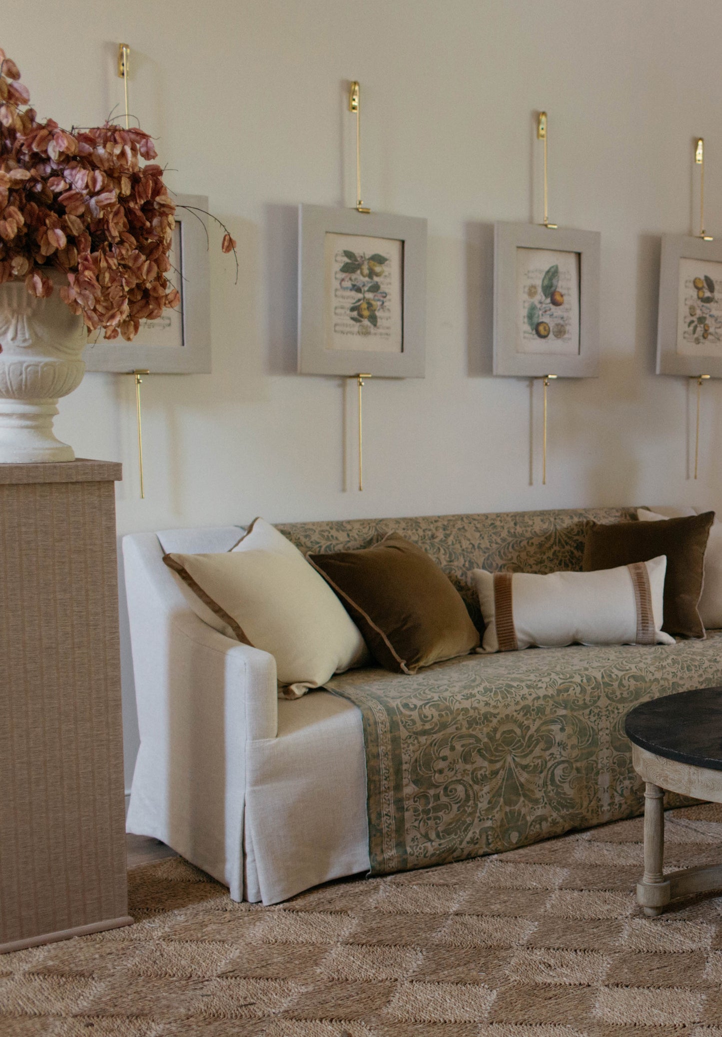 Greta Pedestal, Raffia - Page House Studio