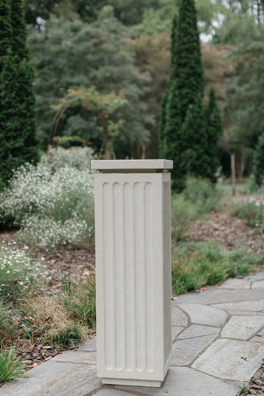 Elisabetta, Pedestal & Vessel - Page House Studio