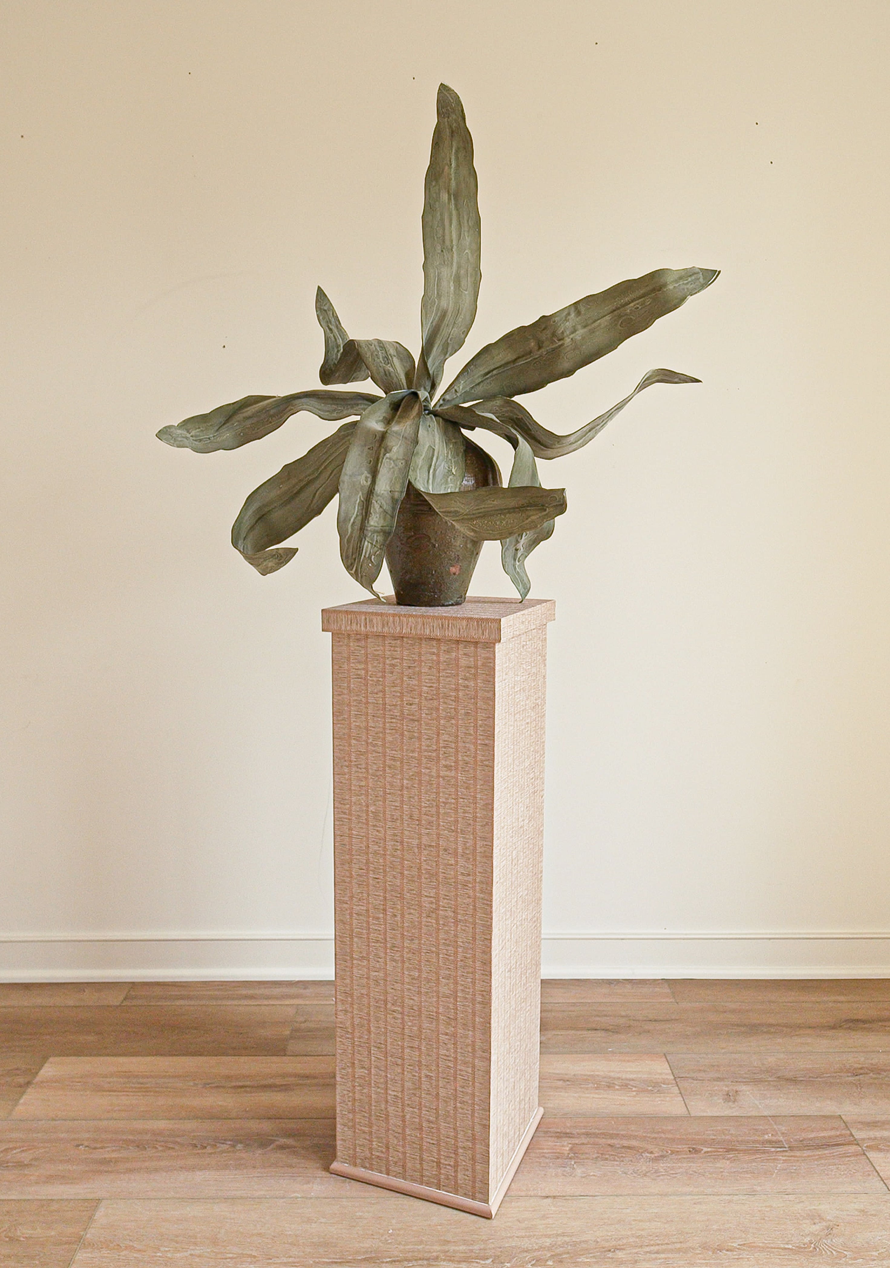 Greta Pedestal, Raffia - Page House Studio