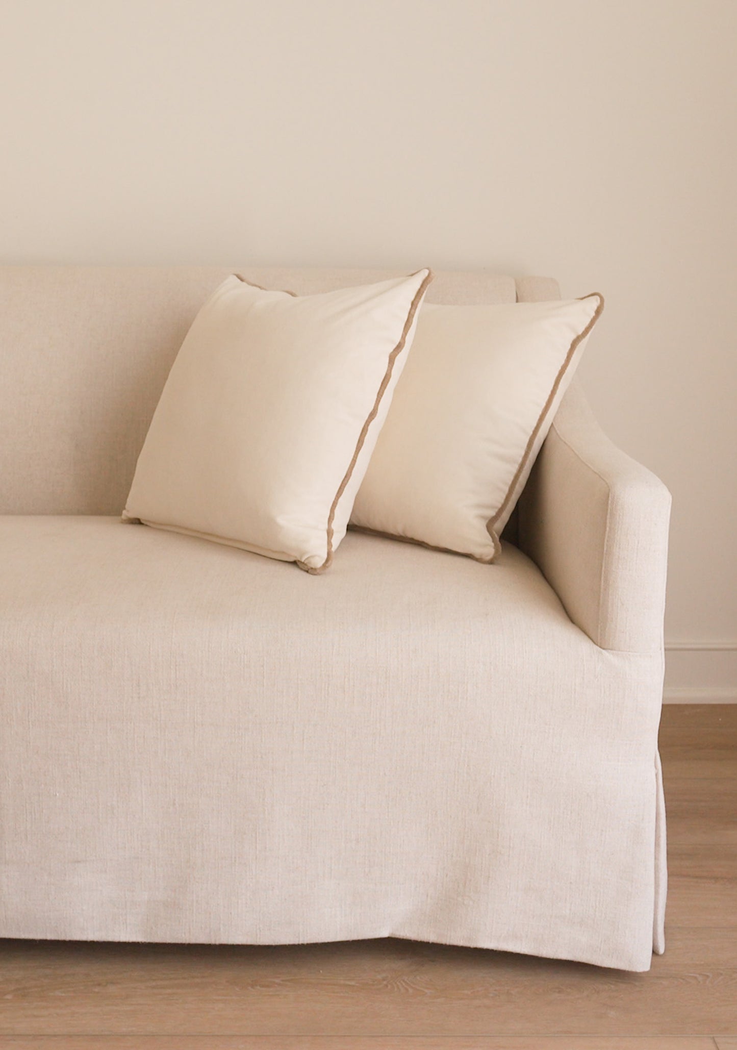 Delphine Velvet Pillow Set, Crema - Page House Studio