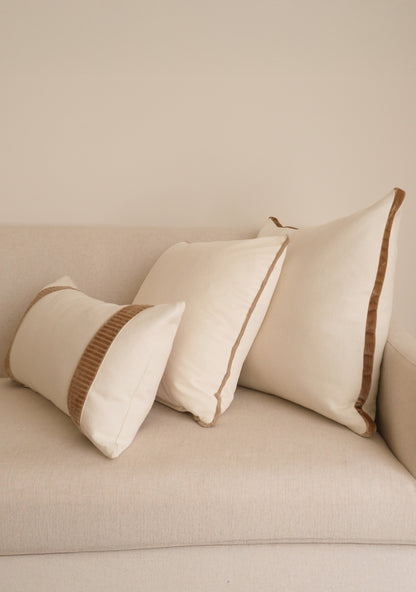 Delphine Velvet Pillow Set, Crema - Page House Studio